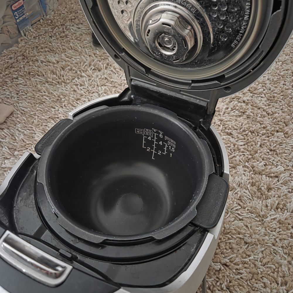 Silver Multi-Function Rice Cooker - Smart IH - Picture 3 of 6